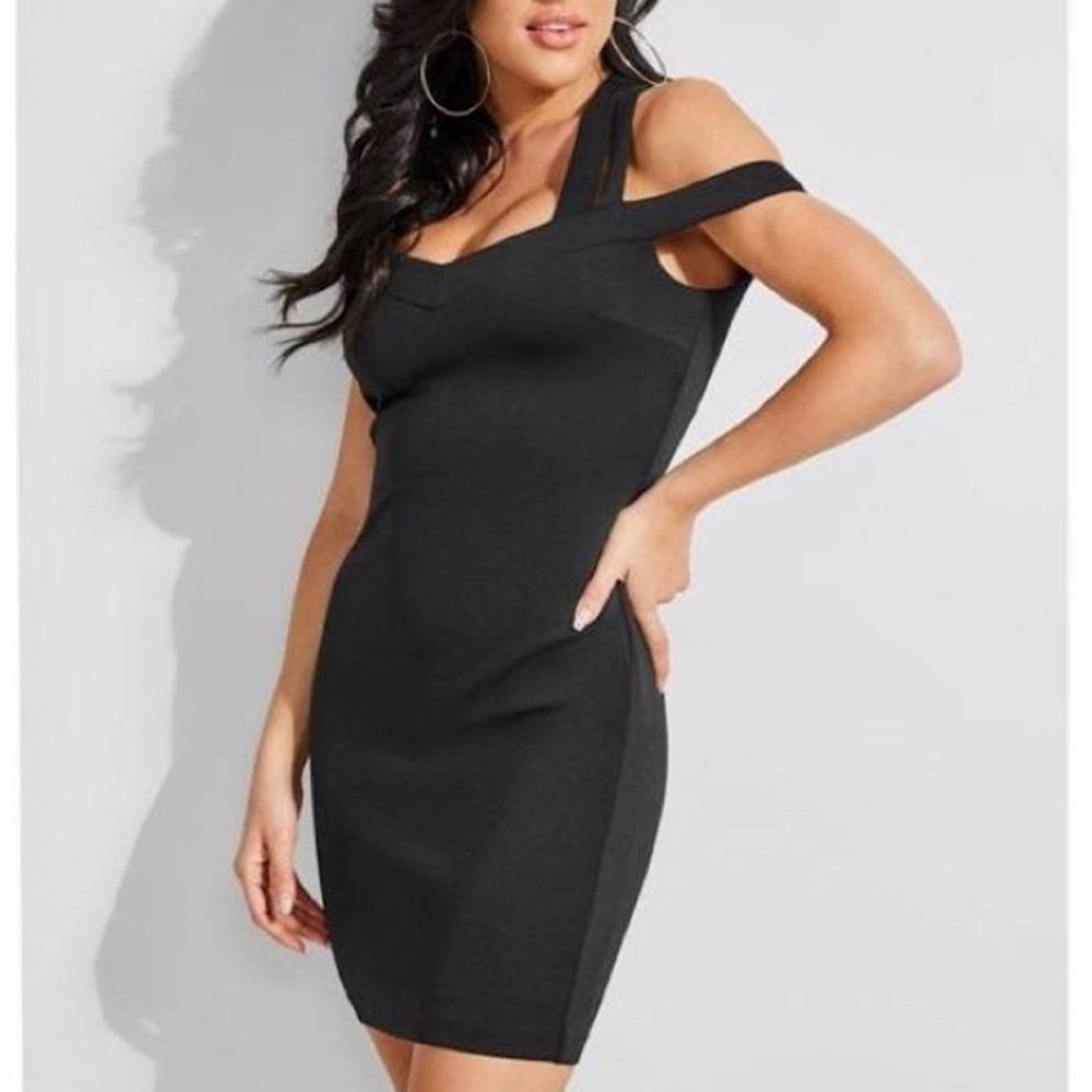 Guess Women’s Valorie Crisscross Bodycon Dress Jet Black Medium